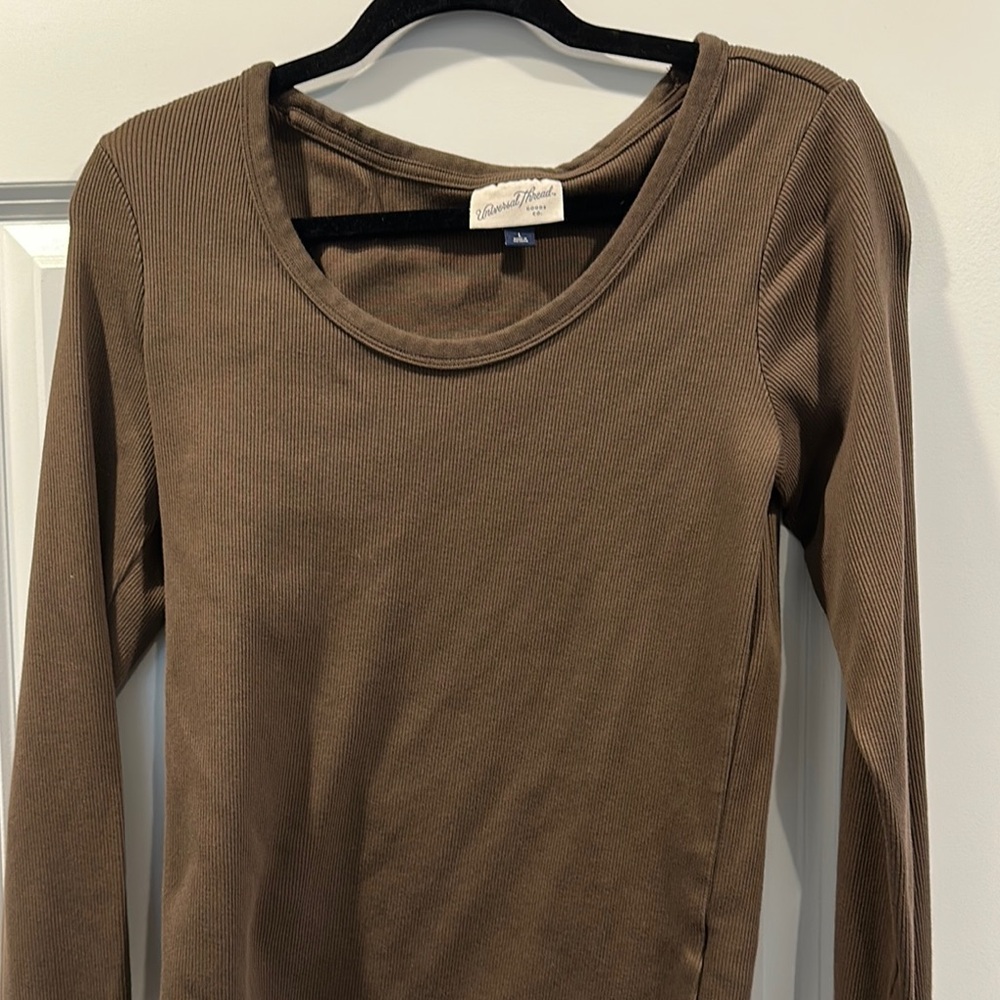 Universal Threads Brown Long Sleeve Top, Size L